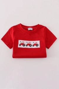 Ensemble de vêtements pour garçons à broderie de tracteur rouge tenue d'été confortable avec haut à motif solide et short assorti vêtements pour enfants - Product Image 5