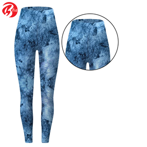 Pantalon d'entraînement imprimé de meilleure qualité pour femmes Leggings de yoga à motif solide à la mode avec contrôle du ventre avec taille élastique - Product Image 2