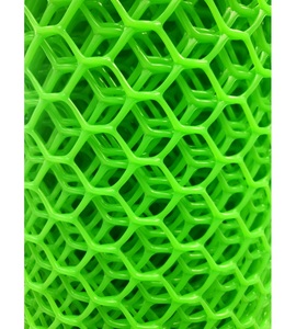 Valla de red de plástico Hexagonal versátil para jardinería Control de animales Recinto de aves de corral Protección del paisaje Servicio de corte personalizado - Product Image 6