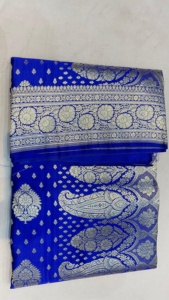 ส่าหรีผ้าไหมผ้าลาย Paisley ทำจากเส้นใยสีฟ้าออกแบบได้ตามต้องการผลิตจากเส้นขอบสีทองที่เหมาะสำหรับการขายต่อโดยร้านขายเสื้อผ้า - Product Image 5