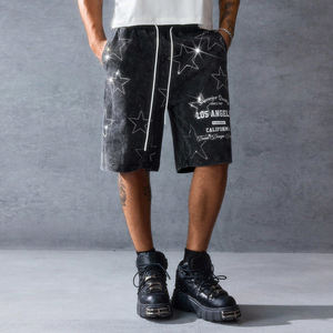 กางเกงขาสั้นผู้ชายผ้าฝ้ายฟลีซแต่งคริสตัล ทรงสตรีทแฟชั่น สีซีดแบบย้อมกรด ระบายอากาศได้ดี ความยาวระดับเข่า เหมาะสำหรับใส่เล่นกีฬา - Product Image 1