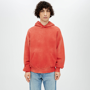 Ensemble de sweats à capuche personnalisés vintage orange en molleton bouclette français, coupe oversize, grammage lourd 450 g/m², effet délavé soleil, vierges, délavés à l'acide et usés - Product Image 6