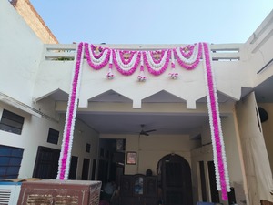 Bandarwal/Toran decorativo tradicional, colgante de puerta, flor de caléndula con campana templo telón de fondo Pooja decoración inauguración de la casa - Product Image 2