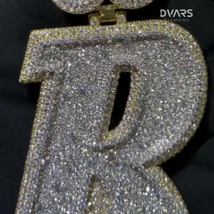 Colgante de Lujo Hip Hop para Hombre con Letra 'R' Personalizada de Moissanita Tallada, Plata 925 Certificada, Joyería Iced - Product Image 3