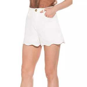 Pantalones cortos ligeros para mujer Cintura elástica y bolsillos de costura lateral Pantalones cortos para fiesta de mujer nuevo estilo - Product Image 1