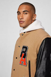 Veste de baseball décontractée unisexe personnalisé Letterman Warm Varsity Design vente en gros de coton polyester grande taille pour la fourrure de mouton d'hiver - Product Image 6