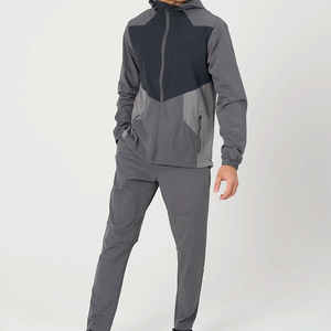 เสื้อแจ็คเก็ตผู้ชายแบบมีฮู้ดกันน้ำกันลมสองชิ้น ผ้าฟลีซ พิมพ์ลายแฟชั่นลำลอง ระบายอากาศได้ดี เหมาะสำหรับฤดูหนาว ขายส่ง - Product Image 1