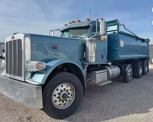 NOUVELLE ARRIVÉE : Camion benne conventionnel PETERBILT 389 à capot étendu et trois essieux à vendre - Product Image 2