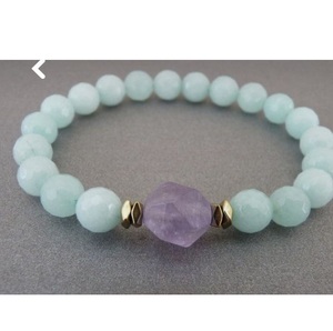 Cuentas de resina con espaciadores dorados Pulsera Joyería hecha a mano de lujo - Product Image 4