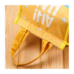 Bolsas térmicas portátiles impermeables de lona para el almuerzo con logotipo personalizado aislado - Product Image 1