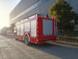 Camión <span class=keywords><strong>de</strong></span> <span class=keywords><strong>Bomberos</strong></span> Isuzu Nuevo Rescue 4x2 Diésel 6000L-10000L en Venta - Product Image 3
