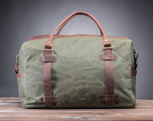 Sac de voyage en cuir et toile à la mode pour hommes et femmes Sac fourre-tout polyvalent pour le week-end et la nuit LCTB-0136 - Product Image 4