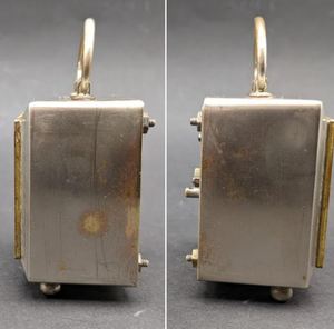 Reloj de mesa de Metal con forma de caja de latón AK con asa en acabado pulido Artículo atractivo para decoración del hogar/decoración del Hotel - Product Image 6