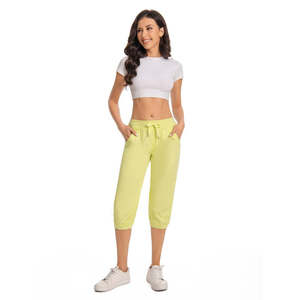 Pantalon de jogging court vert lime léger et ample, idéal pour le sport, le fitness et le yoga, avec cordon de serrage à la taille, en polyester extensible et doux, coupe capri - Product Image 5
