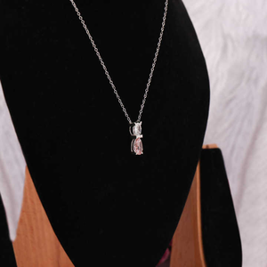 Colgante de Oro Rosa de 14 Quilates Hecho a Mano con Forma de Gato para Mujer, con Diamantes Cultivados en Laboratorio Redondos y Rosados, Chapado en Oro para Compromiso - Product Image 4