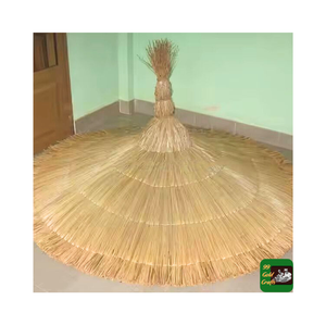 Parapluie d'extérieur de couleur personnalisée en gros jardin 210cm en forme de U en acier paume chaume rouleau Parasol parapluie extérieur paille parapluie - Product Image 4