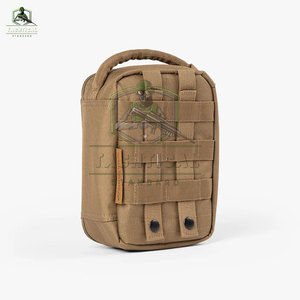 Pochette tactique compacte et polyvalente avec bandoulière confortable en polyester/nylon pour un accès facile, rangement, utilisation en extérieur et en voyage - Product Image 3