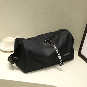 กระเป๋าถือไนลอนแบบพกพาสำหรับออกกำลังกายใน600D กระเป๋ายิมกระเป๋าเดินทางอเนกประสงค์พร้อมสายรัดปรับได้สำหรับการฝึกซ้อมในวันหยุดสุดสัปดาห์ - Product Image 6