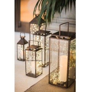 Lanterne à bougie suspendue de conception attrayante éclairage de table de noël lanternes noires décoratives en verre clair et en métal - Product Image 1