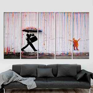 Lienzo Impreso: Graffiti de Banksy - Lluvia Colorida, Paraguas Infantil, Juego de 5 Lienzos - Product Image 1