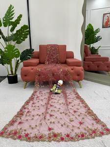 Vente en gros Saree brodé en filet doux avec fil et paillettes Vêtements de fête de créateur Saree avec chemisier en filet assorti pour femmes - Product Image 6