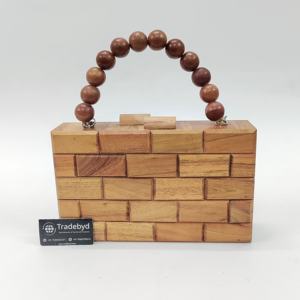 Pochette en bois de créateur pour boutiques haut de gamme faites à la main par Tradebyd - Product Image 1