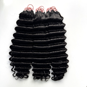 Cabello humano de onda profunda para crochet, negro natural, suave, rizos completos, cabello tipo pluma para trenzas y estilos de crochet. - Product Image 3