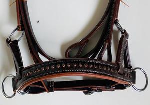 Brida Bitless de calidad superior para montar a caballo Cuero lateral acolchado suave con precio Sidepull Incluye productos para caballos - Product Image 5