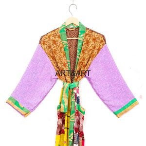 Kimono de estilo japonés ligero para mujer, Maxi vestido, Kimono de encaje de seda reciclada, Chaqueta larga con plumero frontal, ropa de dormir con 2 bolsillos - Product Image 2