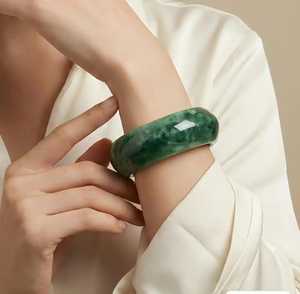 Classic Green Acrylic Resin Fashion <b>Bangle</b> <b>Bracelet</b> for Women Gift Jewelry by MN Exports - Product Image 4