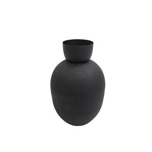 Florero de metal de hierro con forma ovalada, acabado negro y el restaurante para el hogar, decoración de mesa, jarrón de metal hecho a mano a granel - Product Image 1