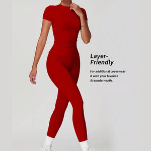 Ensemble t-shirt et legging respirant pour femmes Performance Tenue de sport personnalisée Vêtements athlétiques anti-transpiration Marque privée - Product Image 4