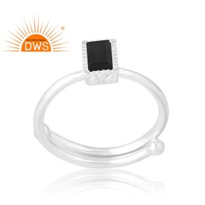 แหวนพลอยกระดูกสันหลังสีดำธรรมชาติทำจากเงิน925เหมาะสำหรับเป็นของขวัญสำหรับผู้หญิง - Product Image 1