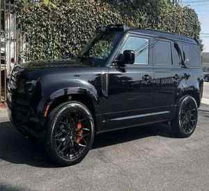 Land Rover Defender 110 X-Dynamic HSE SUV USADO RECIENTEMENTE - Product Image 1