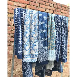 Bufandas con Estampado Artesanal, Lote Surtido de 5 Piezas para Cubrir Trajes de Baño - Product Image 1