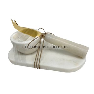 Elegantes cuencos de aluminio para servir con texturas ricas y exteriores pulidos, perfectos para exhibir ensaladas de frutas o aperitivos - Product Image 6