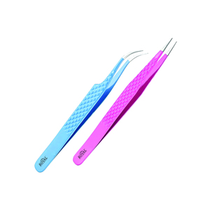 Pinces professionnelles pour extensions de cils Royal Tweezers, en acier inoxydable, antimagnétiques, durables, avec logo et emballage personnalisés - Product Image 5