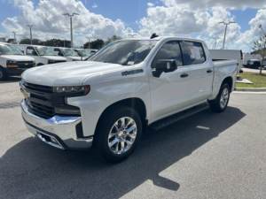 Chevrolet Silverado 1500 LTZ 2020 d'occasion propre - Product Image 3