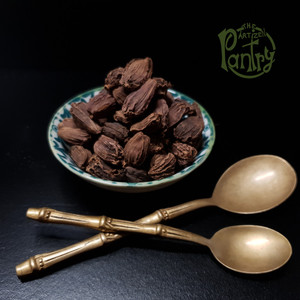 Cardamomo negro sin pesticidas de calidad superior, Tamaño 7-15mm, precios competitivos para productos agrícolas - Product Image 1