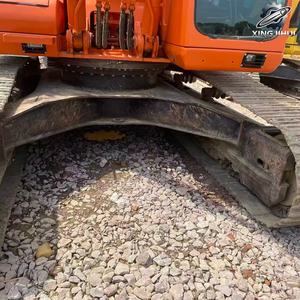 รถขุด Doosan DH300 มือสอง ขนาด 30 ตัน บุ้งกี๋ 1.4 ลบ.ม. แบรนด์เกาหลีแท้ รถขุดตีนตะขาบขนาดใหญ่สำหรับงานก่อสร้าง ชั่วโมงการใช้งานต่ำ ได้รับการรับรองมาตรฐาน CE - Product Image 3