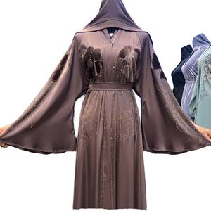 Nouvelle Abaya Musulmane Traditionnelle Noire de Dubaï 2025, Magnifique, Perlée à la Main, en Polyester, Vêtements du Golfe - Product Image 1
