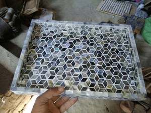 Bandeja de Servir con Incrustaciones de Nácar y Hueso, Palacio de la Gran Sultana Grace, Artesanía de Lujo para la Excelencia en la Cocina, Decoración de Cocina - Product Image 6