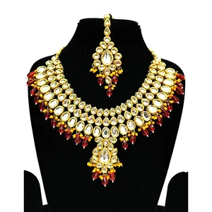 Ensemble de collier Meenakari de luxe plaqué or 18 carats, rouge, non taillé, Dibbi Kundan, pour mariage, occasions inspirées du vintage, bijoux de mariée - Product Image 4