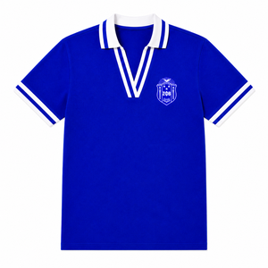 Polo pour homme Zeta Phi Beta, rayures bleues et blanches, col en V, tricot piqué, blason brodé, vêtements grecs personnalisés, vente en gros - Product Image 3