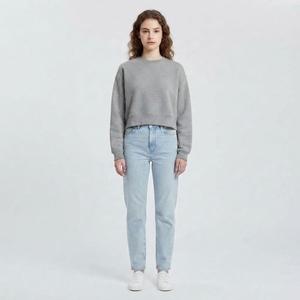 Sweat-shirt court personnalisé pour femme, col rond, manches longues, décontracté, doux et confortable, fournisseur de vêtements à marque privée - Product Image 6
