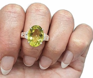 แหวนเงินแท้ 925 ทำมือ Mehrajudin Gems สไตล์วินเทจ แหวนค็อกเทลประดับพลอยเลมอนควอตซ์สีเหลืองทรงรีธรรมชาติ แหวนพลอยคุณภาพดี - Product Image 1