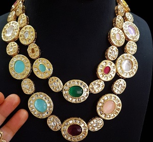 Conjunto de collar y pendientes de cobre de latón elegante y atemporal para mujer, joyería con forma de flor con cuentas para bodas y regalos - Product Image 3