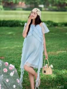 Robe en soie bleue à volants V1410 pour femmes enceintes, douce, fraîche, absorbant la transpiration, tissu en soie perlée, fermeture éclair au dos à 2 couches, maternité - Product Image 3