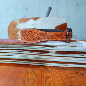 Cuir de vache doux rembourré Western usiné collier pour animaux de compagnie Design de luxe usiné collier de chien en cuir ceinture de chien au prix de gros - Product Image 3