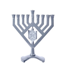 Candelero plateado Menorah para decoración interior, diseño de Metal sólido con diseño de acabado brillante, portavelas mejor para el diseño de vajilla - Product Image 5